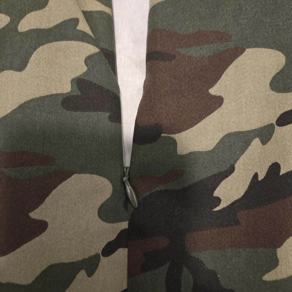 Lovers + Friends Camouflage Flex Waist Skirt Size Small With Side Zipper